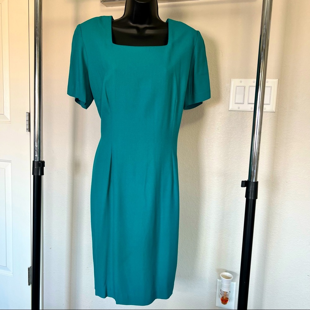 1431 Square Neck With Back Slit Turquoise Midi Dress Size 14